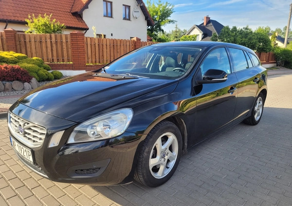 Volvo V60 cena 27900 przebieg: 289000, rok produkcji 2012 z Łęczyca małe 254